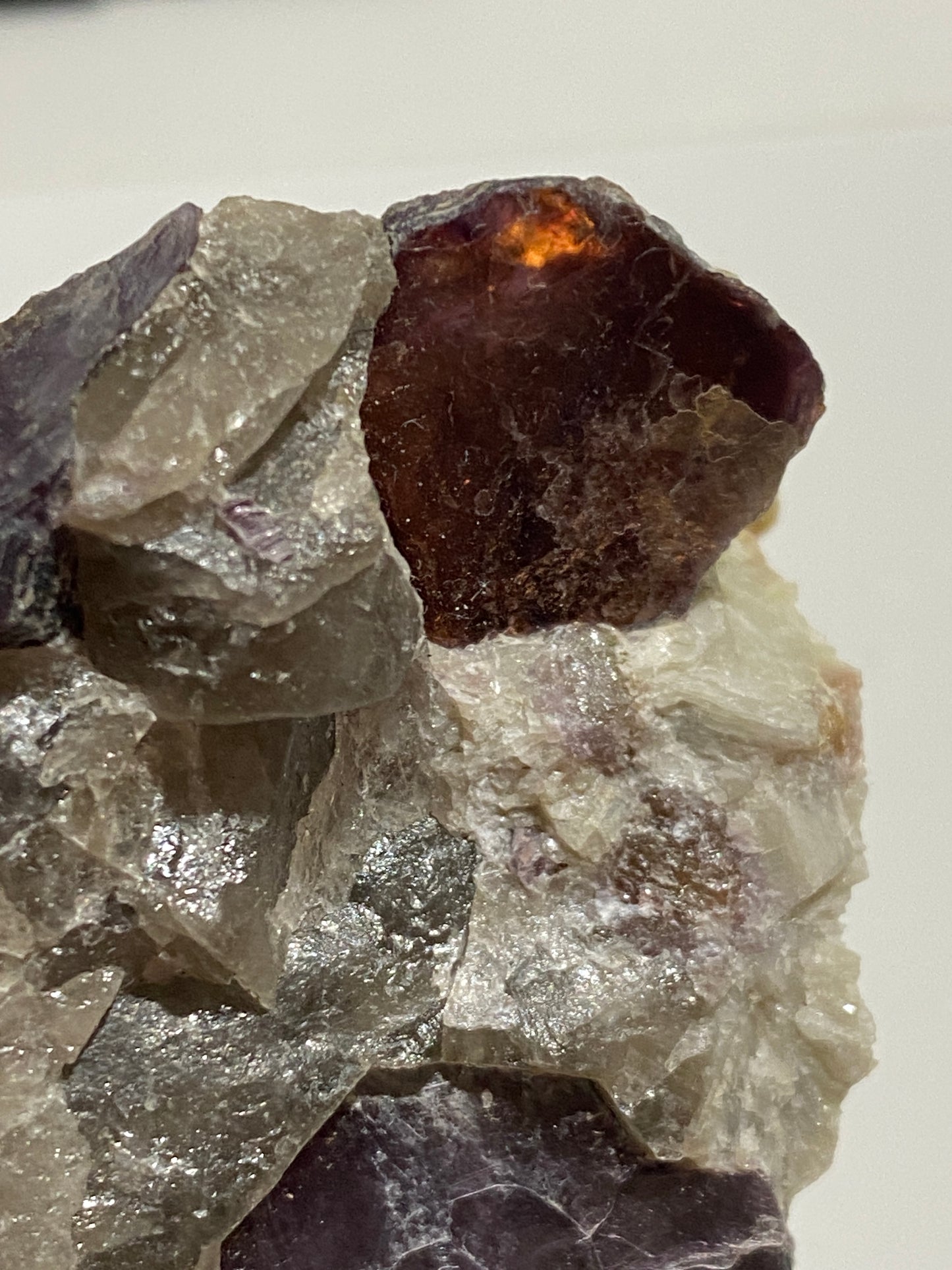 LEPIDOLITE : VARUTRASK, SKELLEFTIA, VASTERBOTTN. SWEDEN 149g MF4839