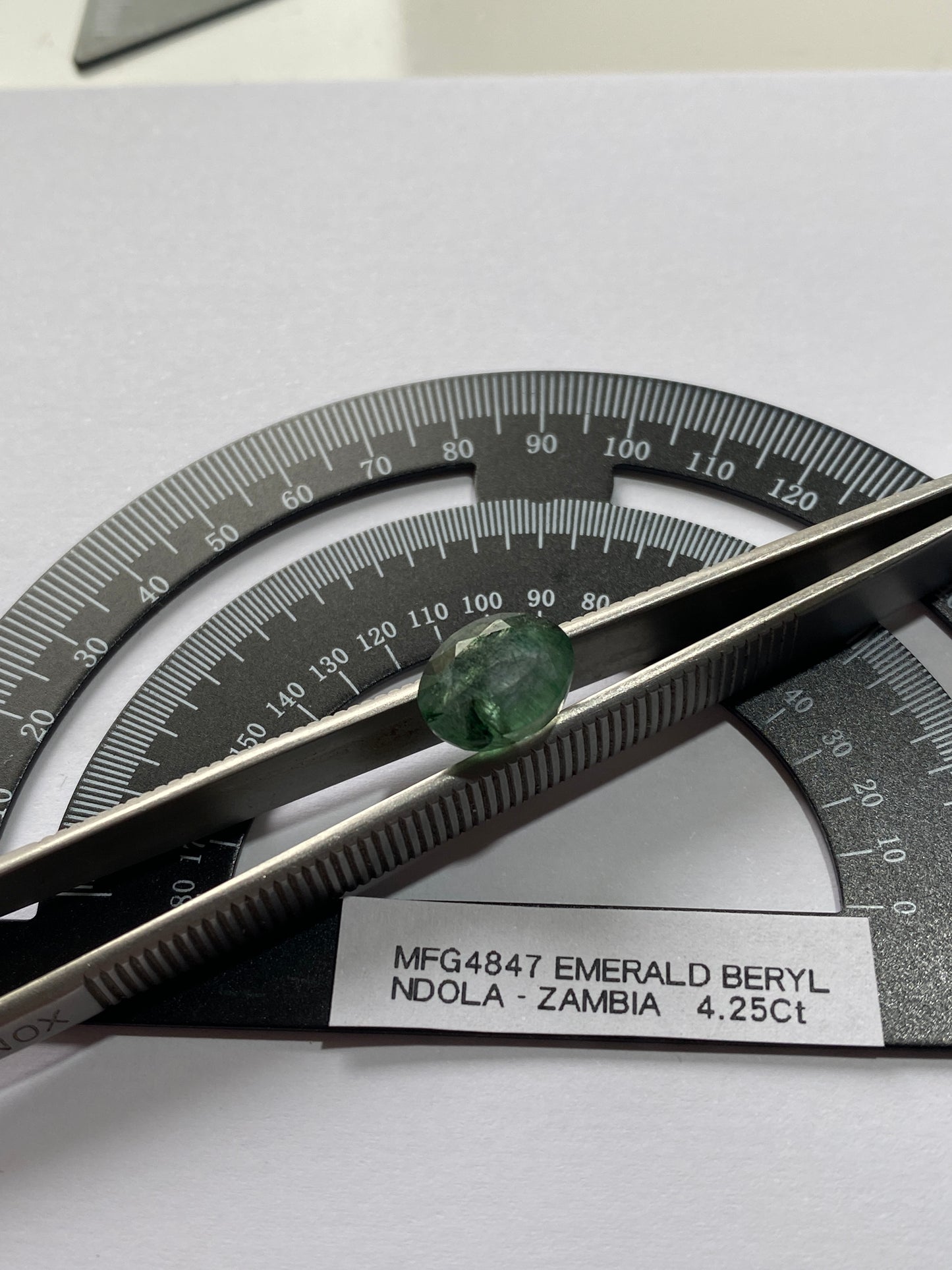 EMERALD BERYL NATURAL GEMSTONE : NDOLA, ZAMBIA. 4.25Ct MFG4847