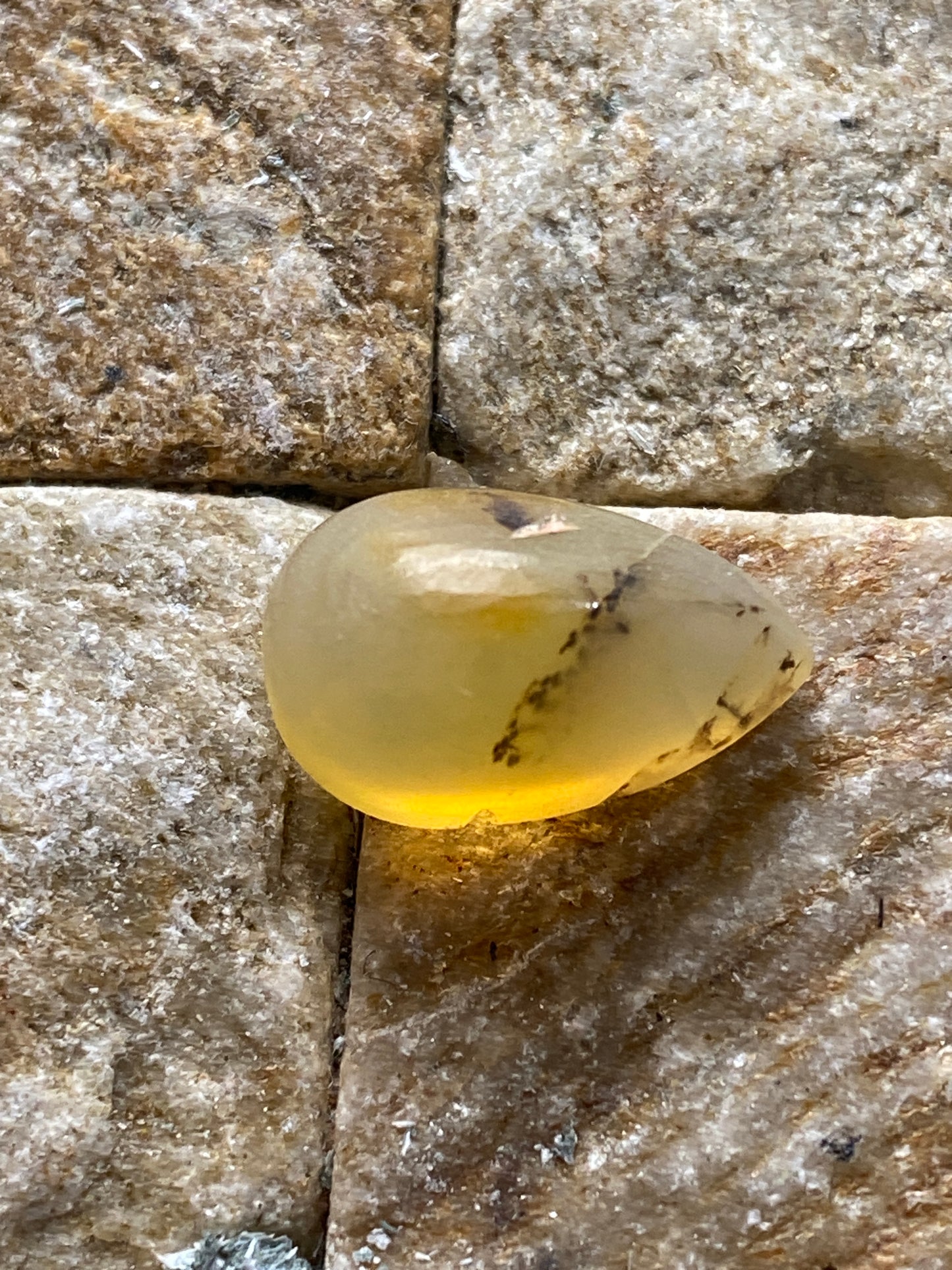 OPAL NATURAL GEMSTONE WITH DENDRITES : SARDINIA, ITALY  5.05Ct. MFG4848