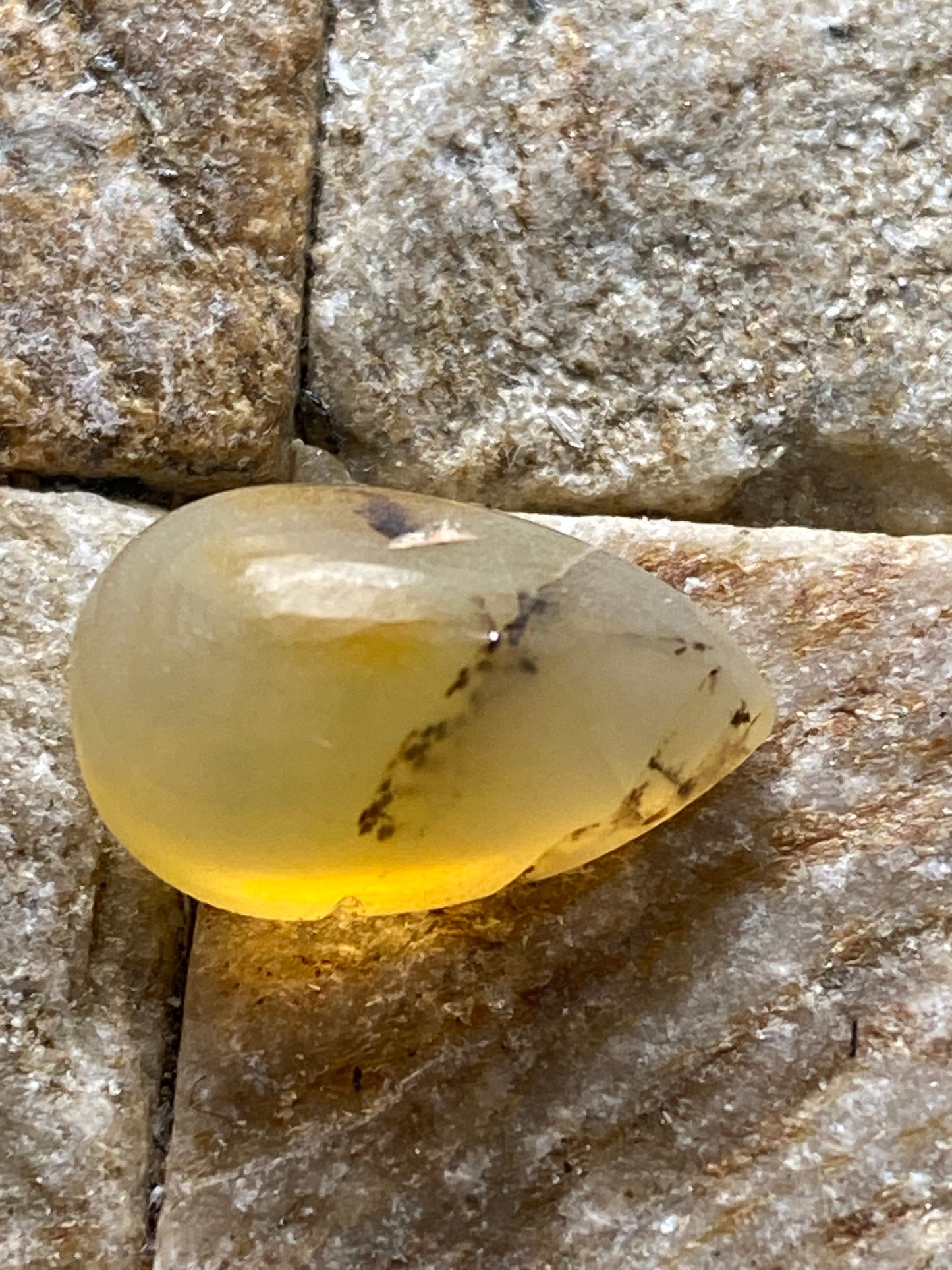 OPAL NATURAL GEMSTONE WITH DENDRITES : SARDINIA, ITALY  5.05Ct. MFG4848