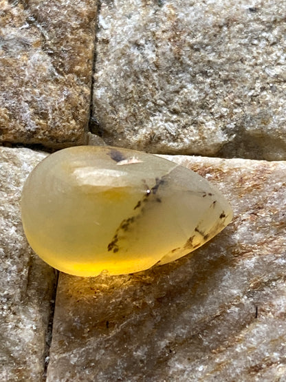 OPAL NATURAL GEMSTONE WITH DENDRITES : SARDINIA, ITALY  5.05Ct. MFG4848