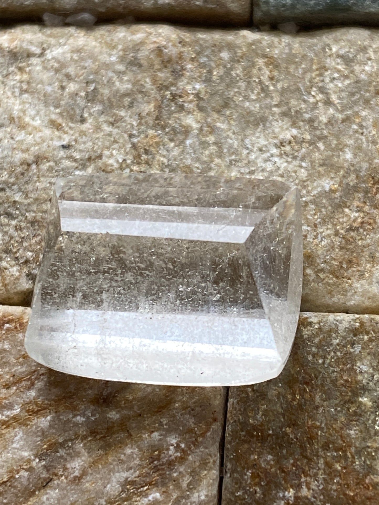 GOSHENITE BERYL GEMSTONE : ERONGO MOUNTAINS, NAMIBIA 14.60Ct MFG4849