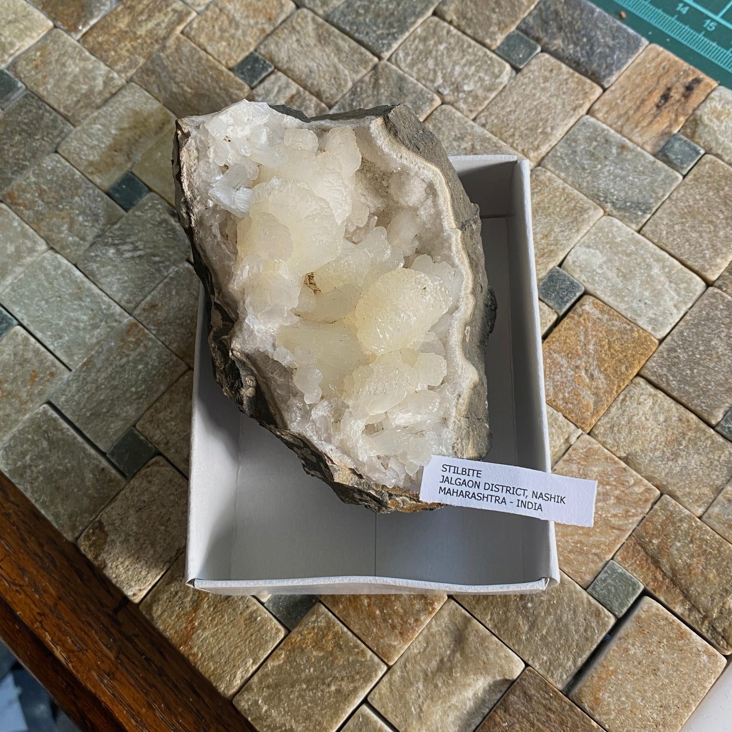 STILBITE GEODE - JALGAON DISTRICT, NASHIK, MAHARASHTRA, INDIA LARGE 380g MF2123