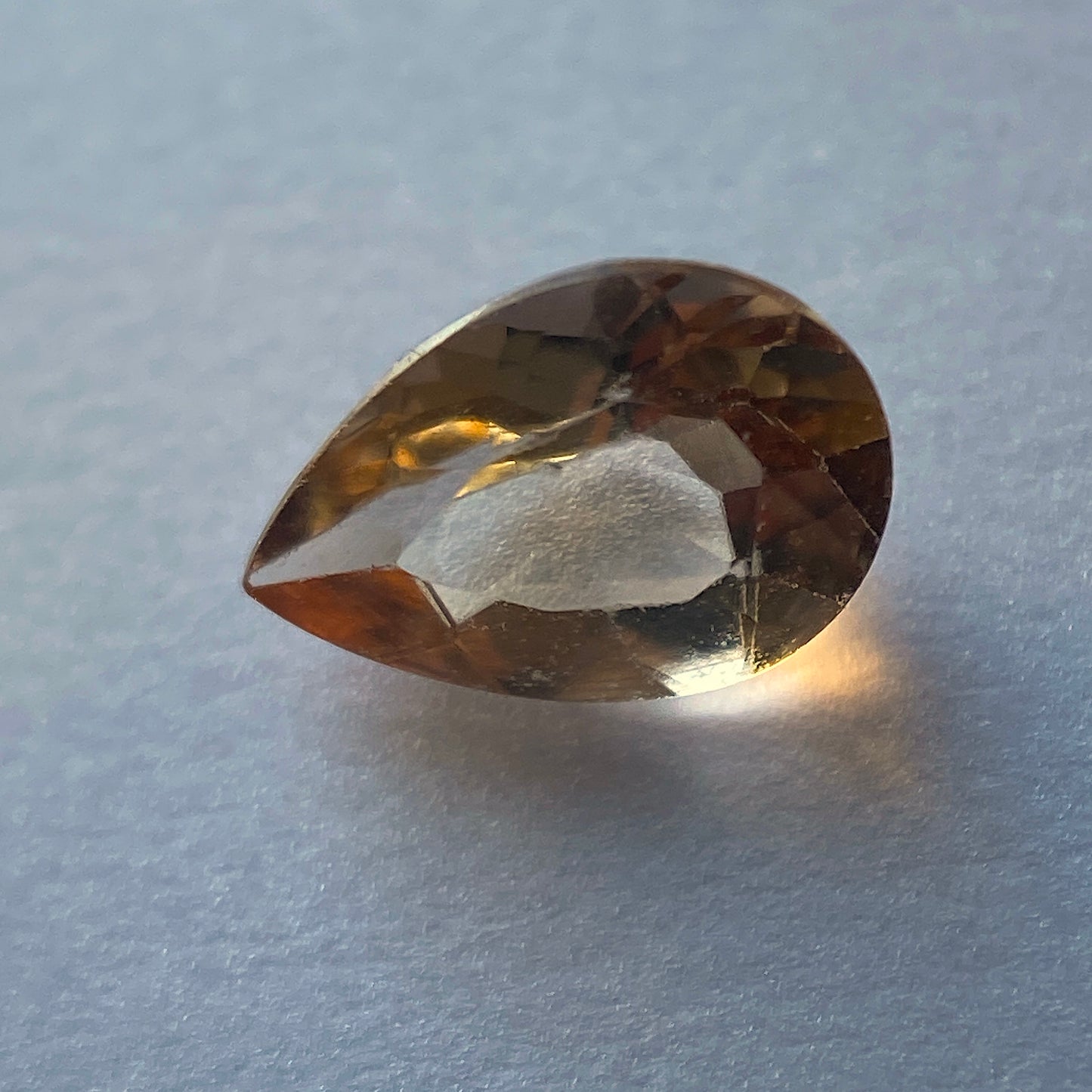 AXINITE NATURAL GEMSTONE - RAKWANA, RATNAPURA, SRI LANKA 0.5Ct MFG3196