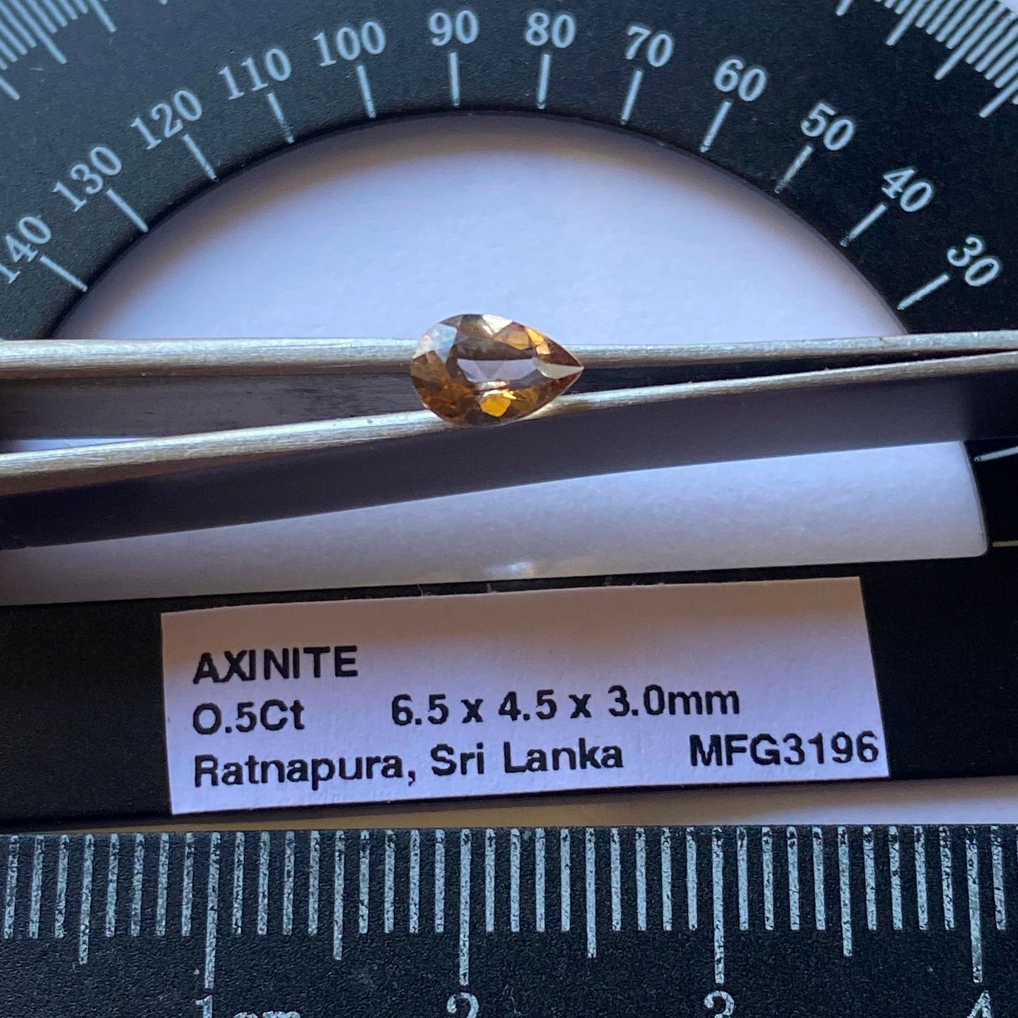 AXINITE NATURAL GEMSTONE - RAKWANA, RATNAPURA, SRI LANKA 0.5Ct MFG3196