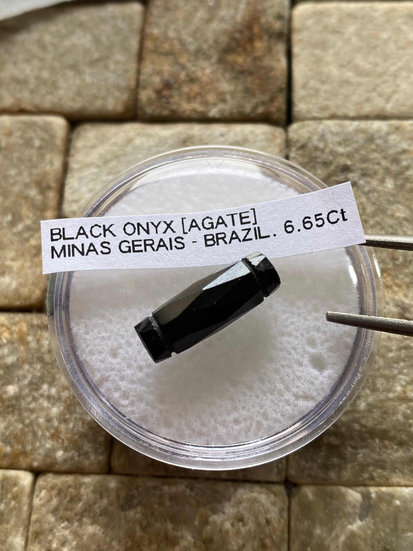 BLACK ONYX NATURAL GEMSTONE : MINAS GERAIS, BRAZIL. 6.65Ct. MFG4851