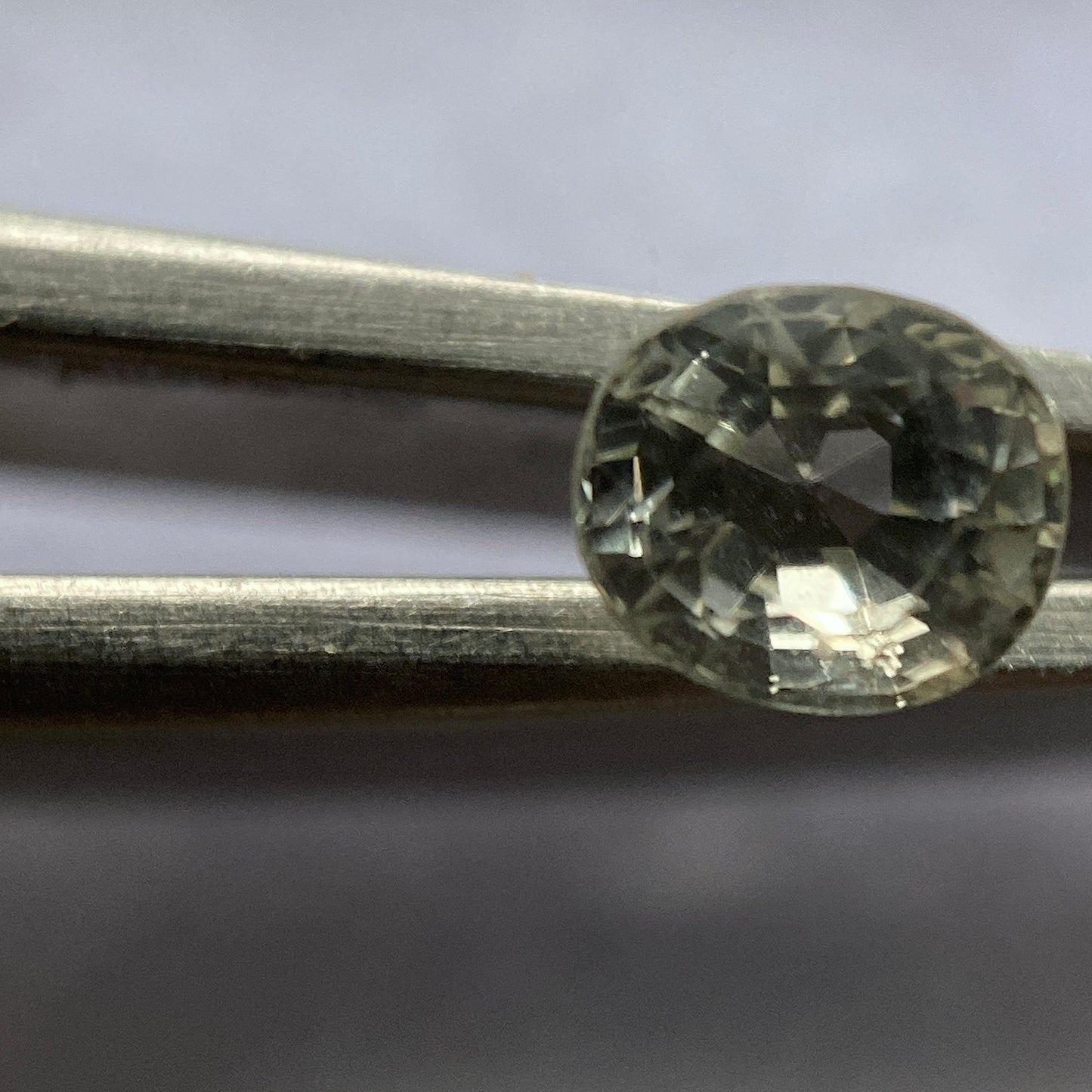 RARE CLEAR FORSTERITE GEMSTONE - MOGOK, PWIN-Oo-LWIN, MYANMAR 0.55Ct  MFG3478