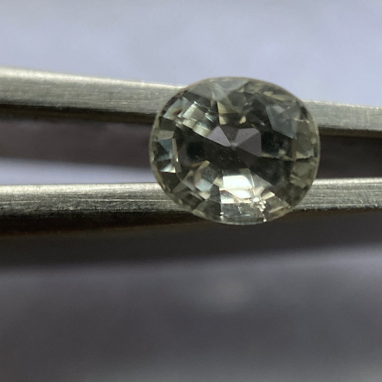 RARE CLEAR FORSTERITE GEMSTONE - MOGOK, PWIN-Oo-LWIN, MYANMAR 0.55Ct  MFG3478