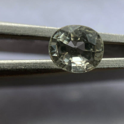 RARE CLEAR FORSTERITE GEMSTONE - MOGOK, PWIN-Oo-LWIN, MYANMAR 0.55Ct  MFG3478