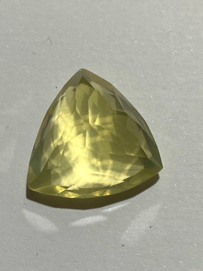 CITRINE QUARTZ NATURAL GEMSTONE : DIAMANTINA, MINAS GERAIS, BRAZIL 12.35Ct MFG4856
