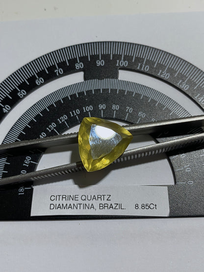 CITRINE QUARTZ NATURAL GEMSTONE : DIAMANTINA, BRAZIL 8.85Ct. MFG4857