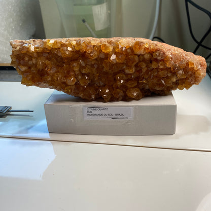 CITRINE QUARTZ LARGE SPECIMEN FROM IRAI, BRAZIL. 620g MF2144