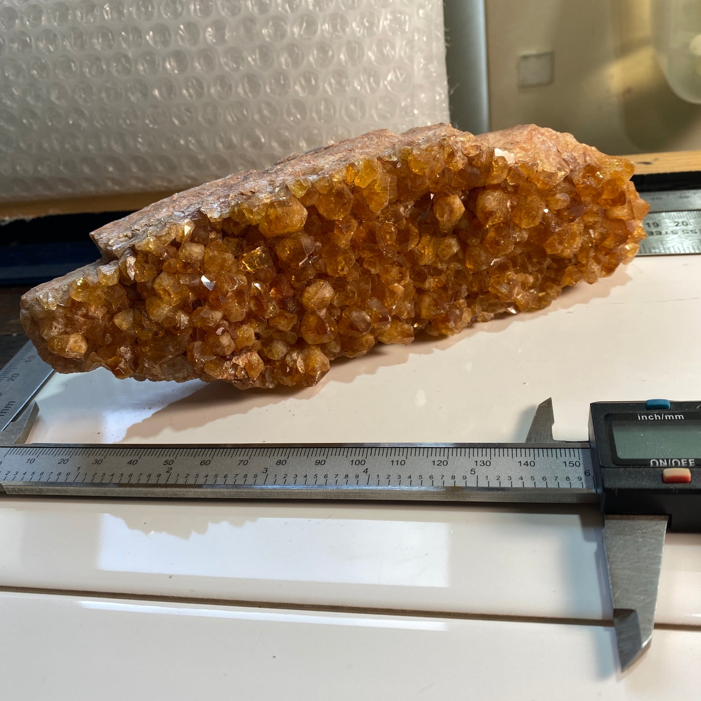 CITRINE QUARTZ LARGE SPECIMEN FROM IRAI, BRAZIL. 620g MF2144