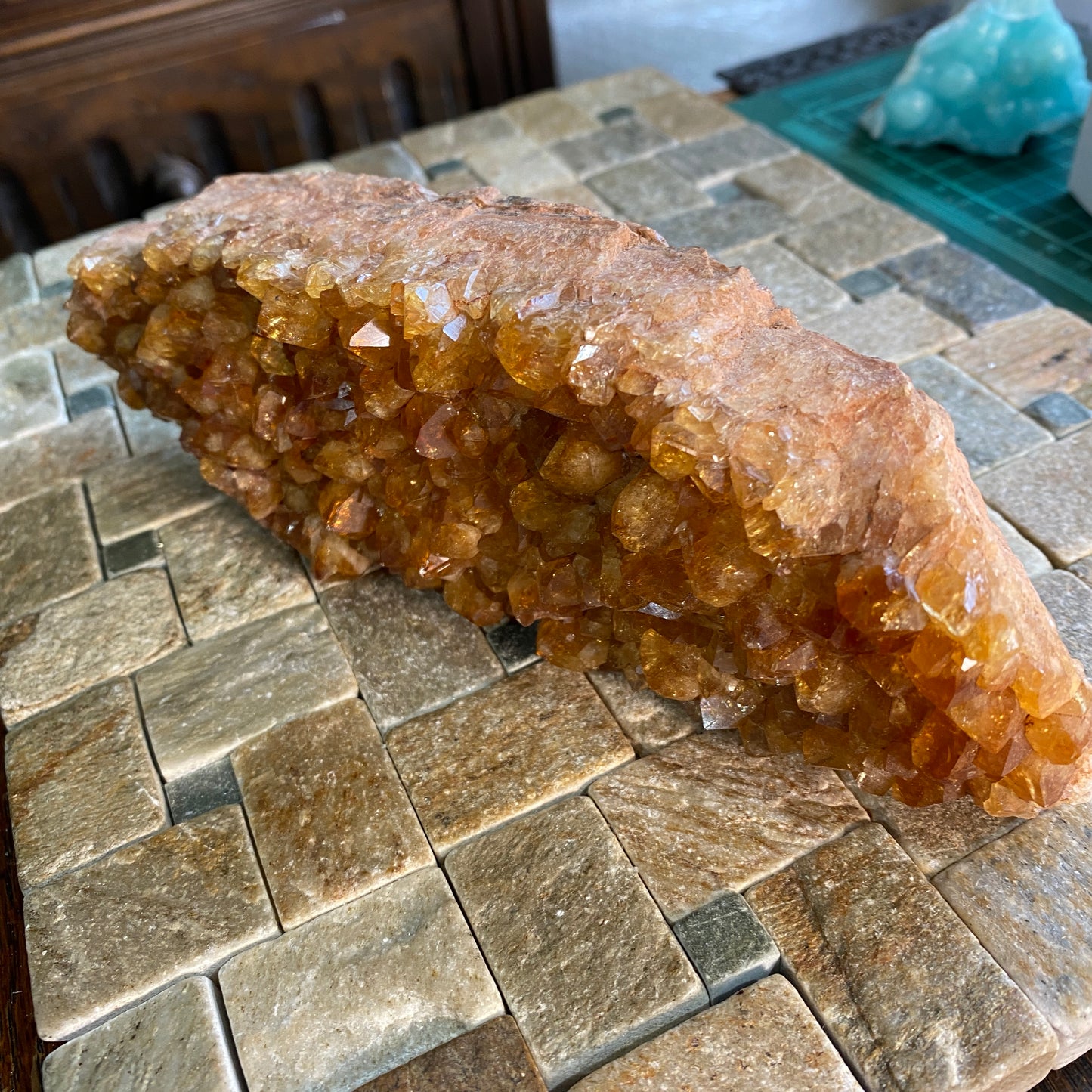 CITRINE QUARTZ LARGE SPECIMEN FROM IRAI, BRAZIL. 620g MF2144