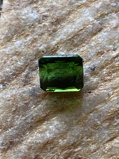TOURMALINE NATURAL GEMSTONE : SANTA ROSA MINE, MINAS GERAIS, BRAZIL 1.00Ct MFG4861