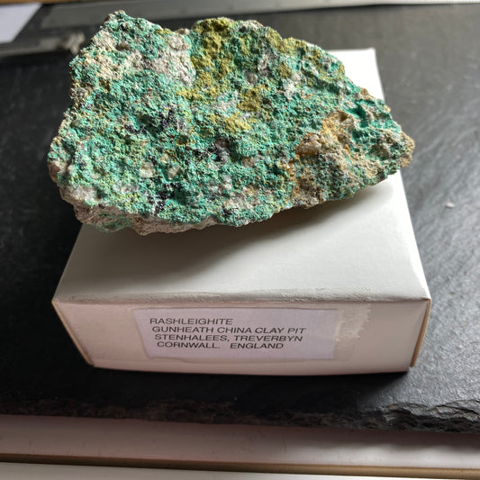 RASHLEIGHITE (TURQUOISE VARIETY), STENALEES, CORNWALL, ENGLAND 128g MF1597