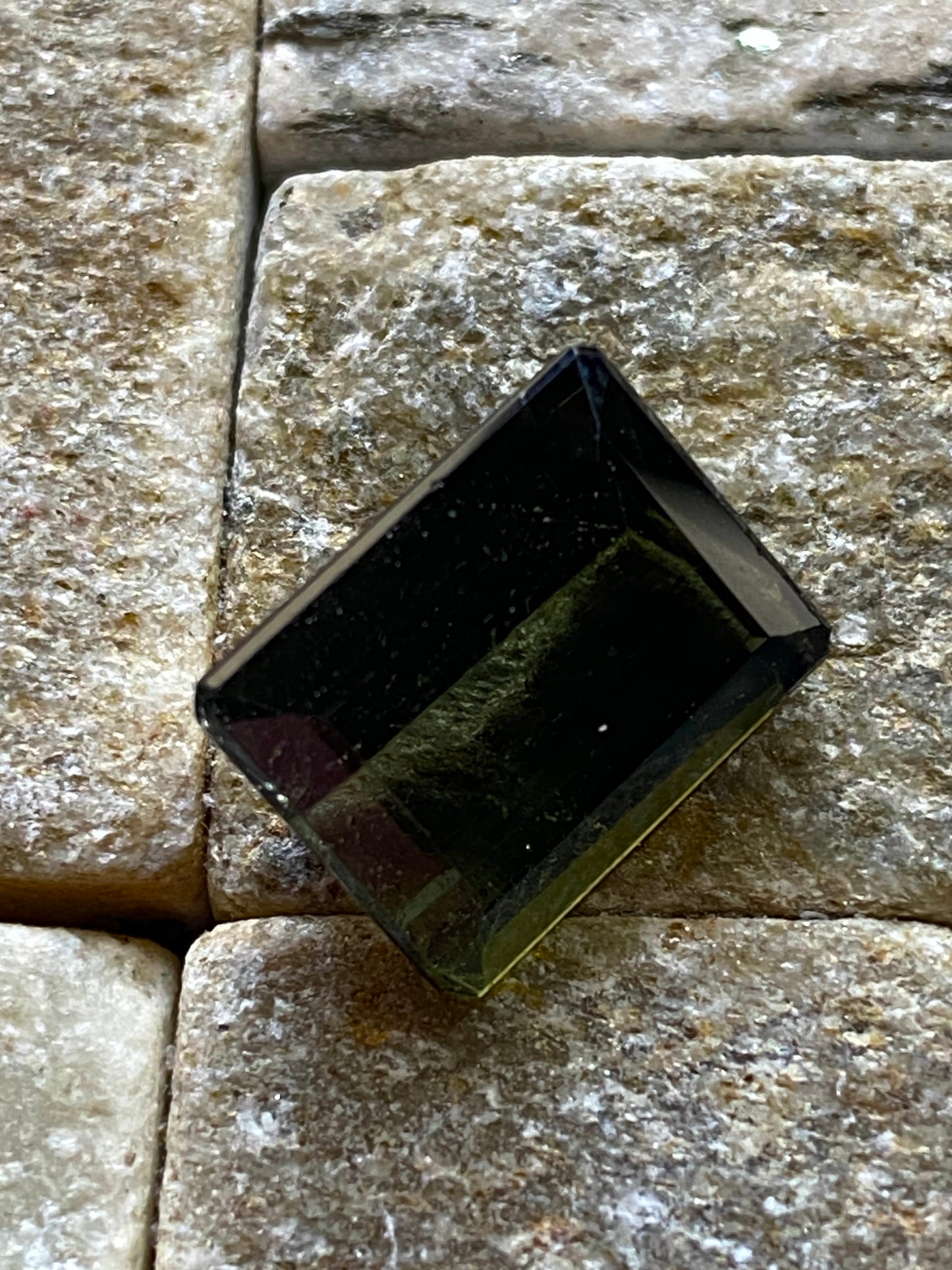 TOURMALINE NATURAL GEMSTONE : SANTA ROSA MINE, MINAS GERAIS, BRAZIL 8.40Ct MFG4862
