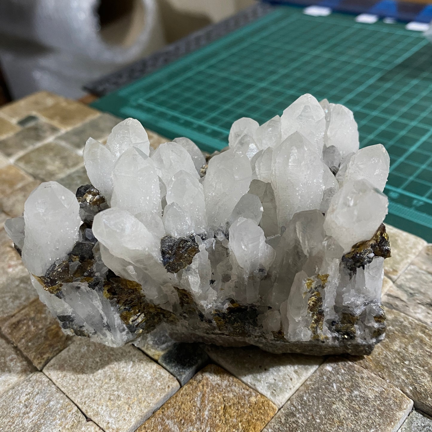 QUARTZ WITH SPHALERITE [ETC]  - GREYSTONES, LEZANT, CORNWALL 396g MF2146