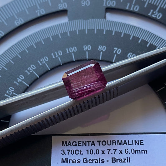 MAGENTA TOURMALINE NATURAL GEMSTONE - CONSELHEIRO, MINAS GERAIS, BRAZIL 3.70Ct. MFG3276
