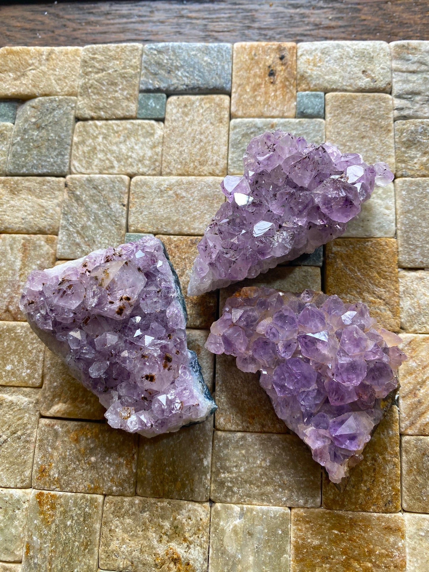 AMETHYST x 3 : IRAI, RIO GRANDE DO SUL, BRAZIL 260g. MF4754