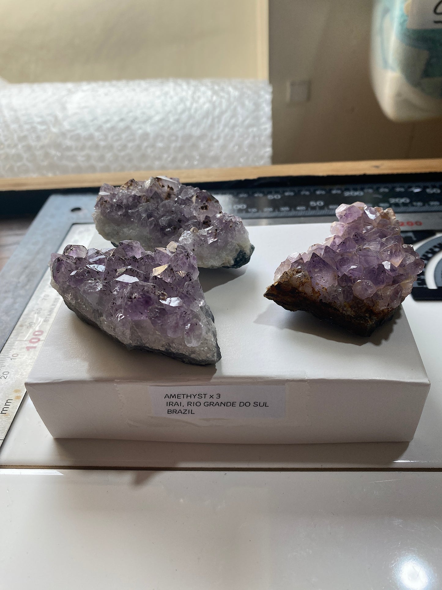 AMETHYST x 3 : IRAI, RIO GRANDE DO SUL, BRAZIL 260g. MF4754