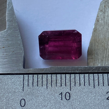 MAGENTA TOURMALINE NATURAL GEMSTONE - CONSELHEIRO, MINAS GERAIS, BRAZIL 3.70Ct. MFG3276