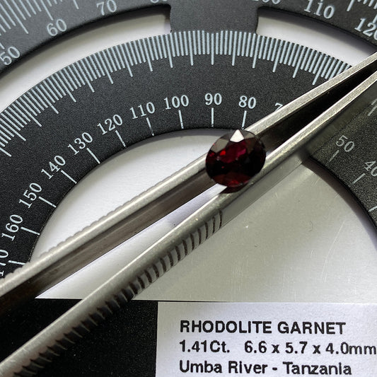 RHODOLITE GARNET NATURAL GEMSTONE - UMBA RIVER, TANGA REGION, TANZANIA 1.41Ct MFG3695