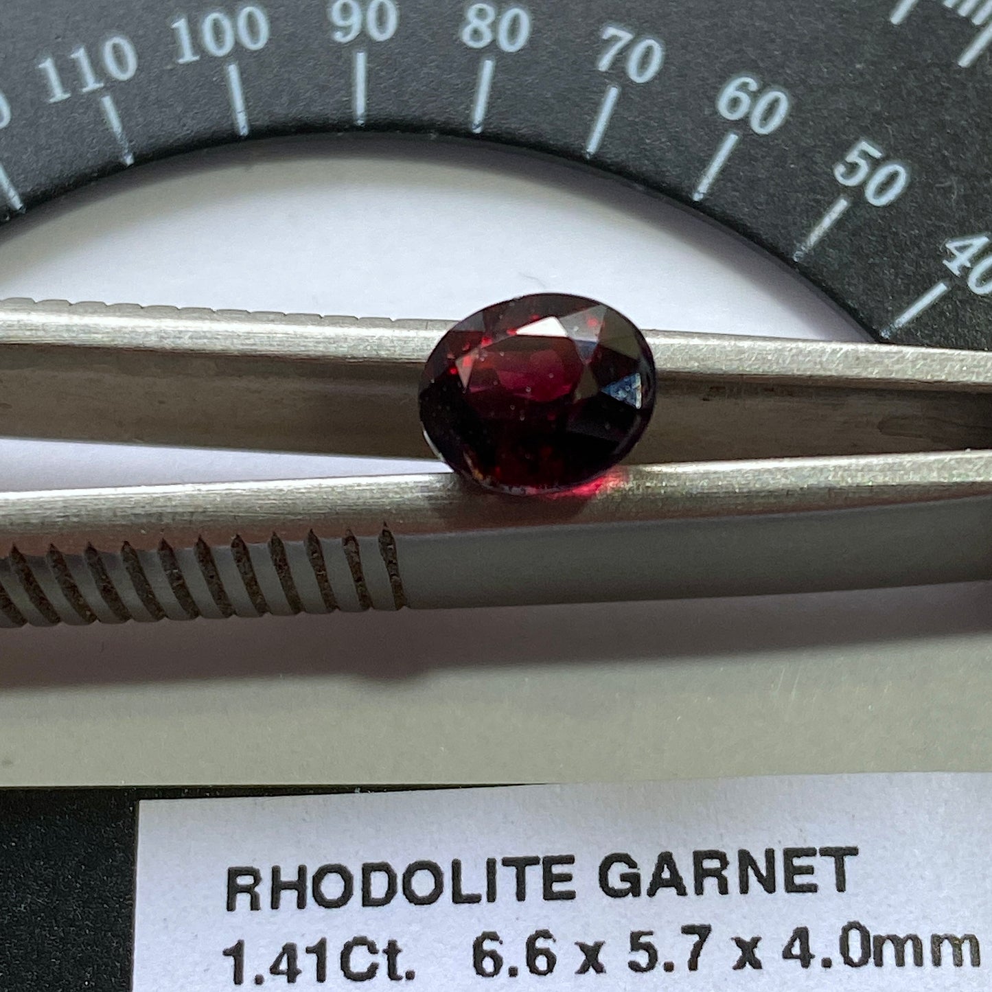 RHODOLITE GARNET NATURAL GEMSTONE - UMBA RIVER, TANGA REGION, TANZANIA 1.41Ct MFG3695