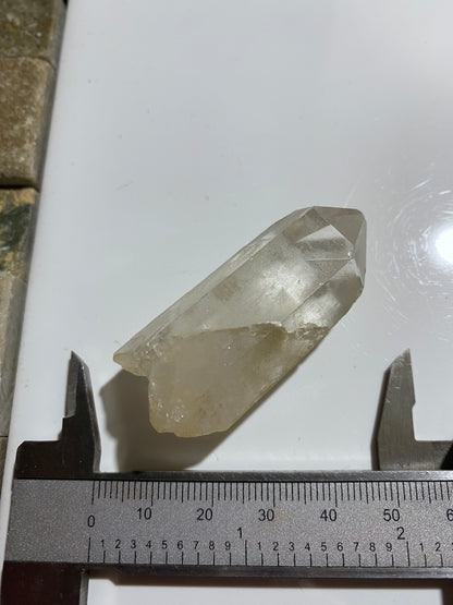 QUARTZ NATURAL CRYSTAL x 5 :  GANESH HIMAL, NEPAL, ASIA 155g. MF4755