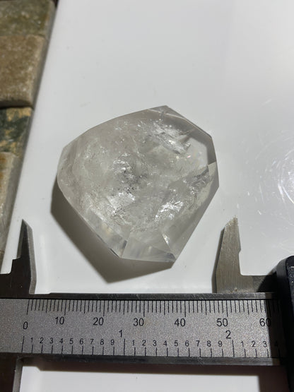 QUARTZ CRYSTAL x 4  : MOUNT IDA, ARKANSAS, U.S.A.  242g. MF4756