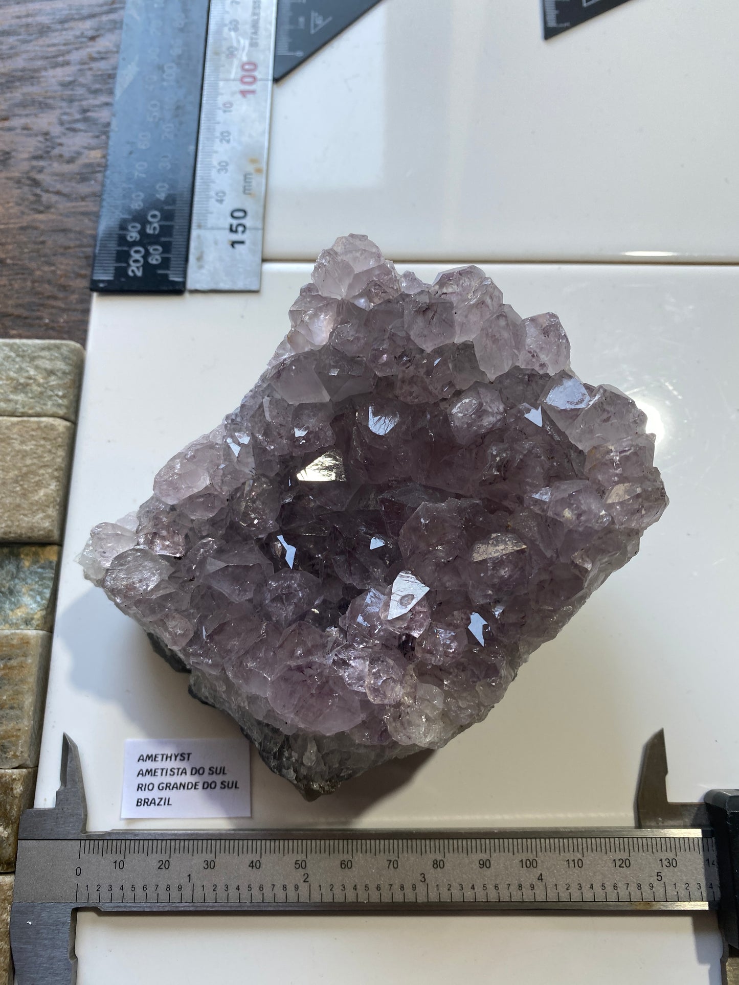 AMETHYST CRYSTAL ASSEMBLAGE : AMETISTA DO SUL, RIO GRANDE DO SUL, BRAZIL 684g MF4757