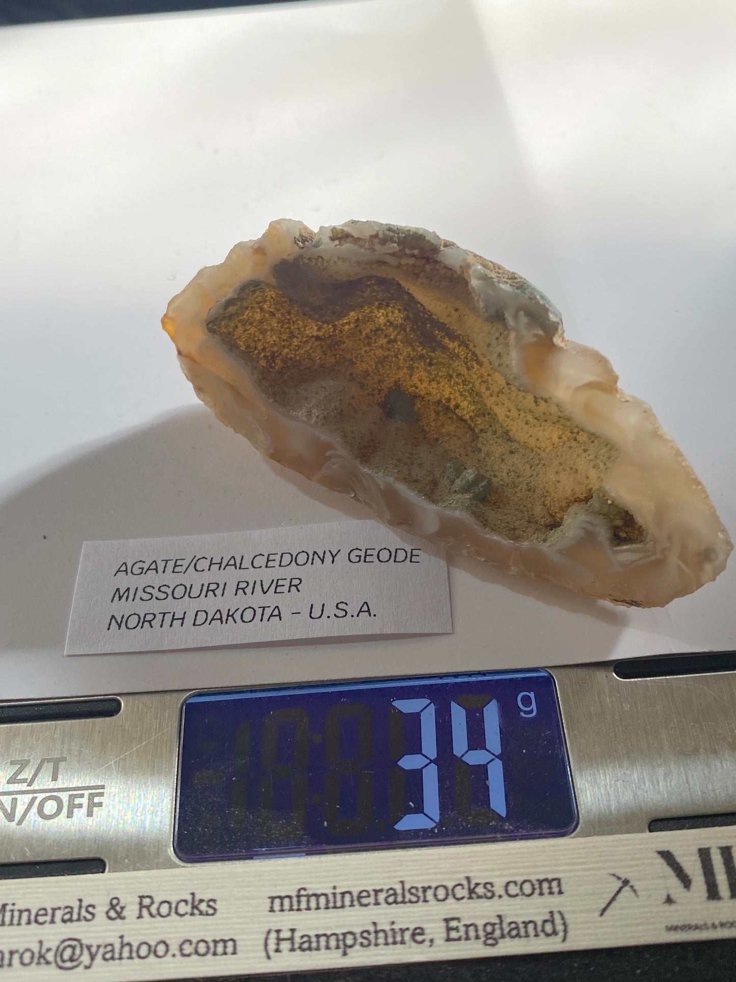 AGATE GEODE : MISSOURI RIVER, NOTH DAKOTA, U.S.A. 34g  MF4758