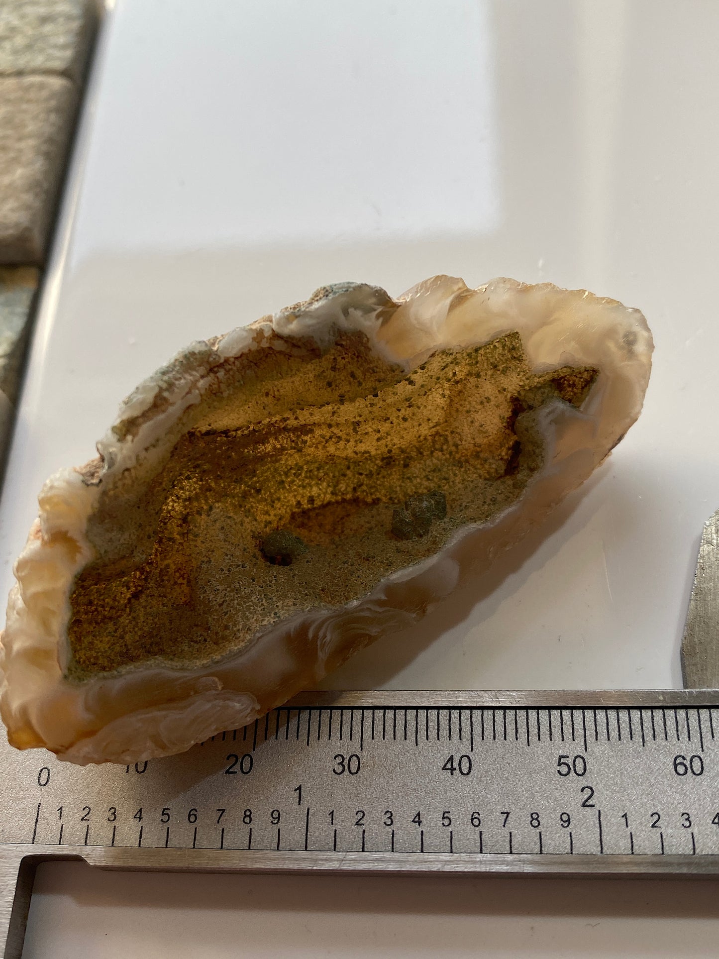 AGATE GEODE : MISSOURI RIVER, NOTH DAKOTA, U.S.A. 34g  MF4758