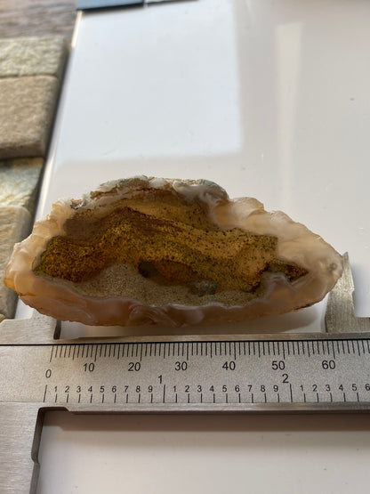 AGATE GEODE : MISSOURI RIVER, NOTH DAKOTA, U.S.A. 34g  MF4758