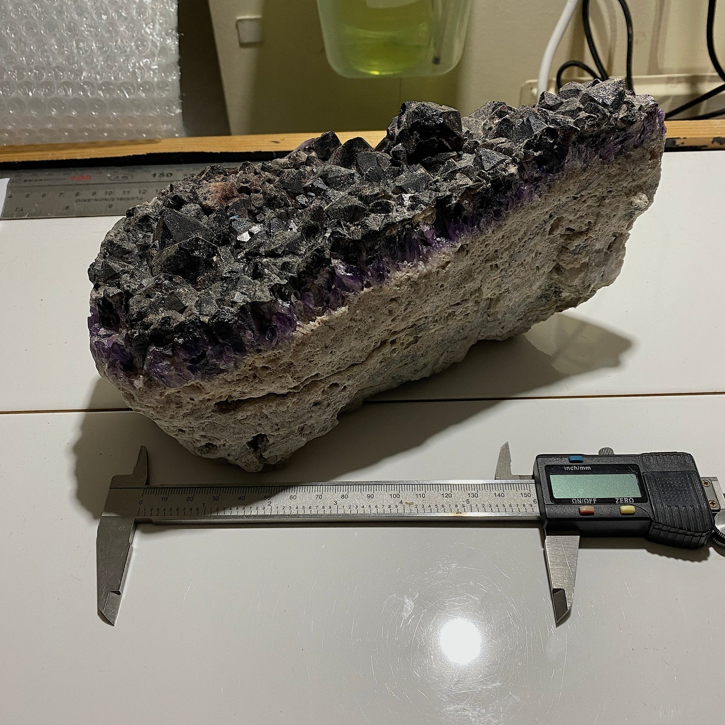 AMETHYST/SMOKE/QUARTZ SUBSTANTIAL 3180g. WHEAL UNY, CORNWALL. MF4001