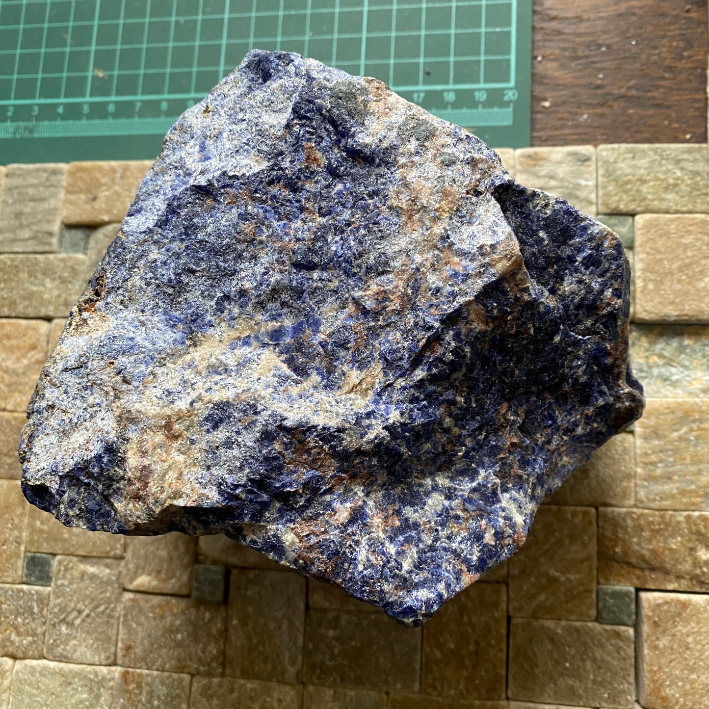 SODALITE - HIASSO FARM, ITAJU DO COLONIA, BAHIA, BRAZIL HEAVY 1690g MF4002