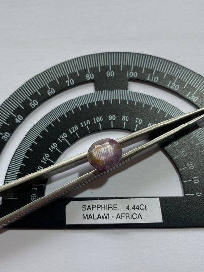 SAPPHIRE NATURAL MINED GEMSTONE : CHIMWADZULU, MALAWI, AFRICA 4.44Ct MFG4871