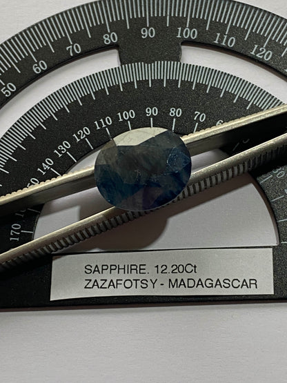 SAPPHIRE NATURAL GEMSTONE : ZAZAFOTSY, IHOSY, MADAGASCAR 12.20Ct MFG4886