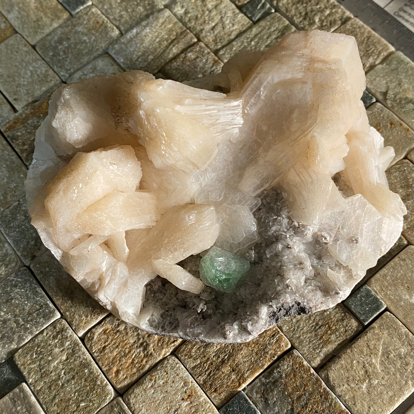 STILBITE WITH APOPHYLLITE, JALGAON, NASHIK, MAHARASHTRA, INDIA LARGE 494g MF1624