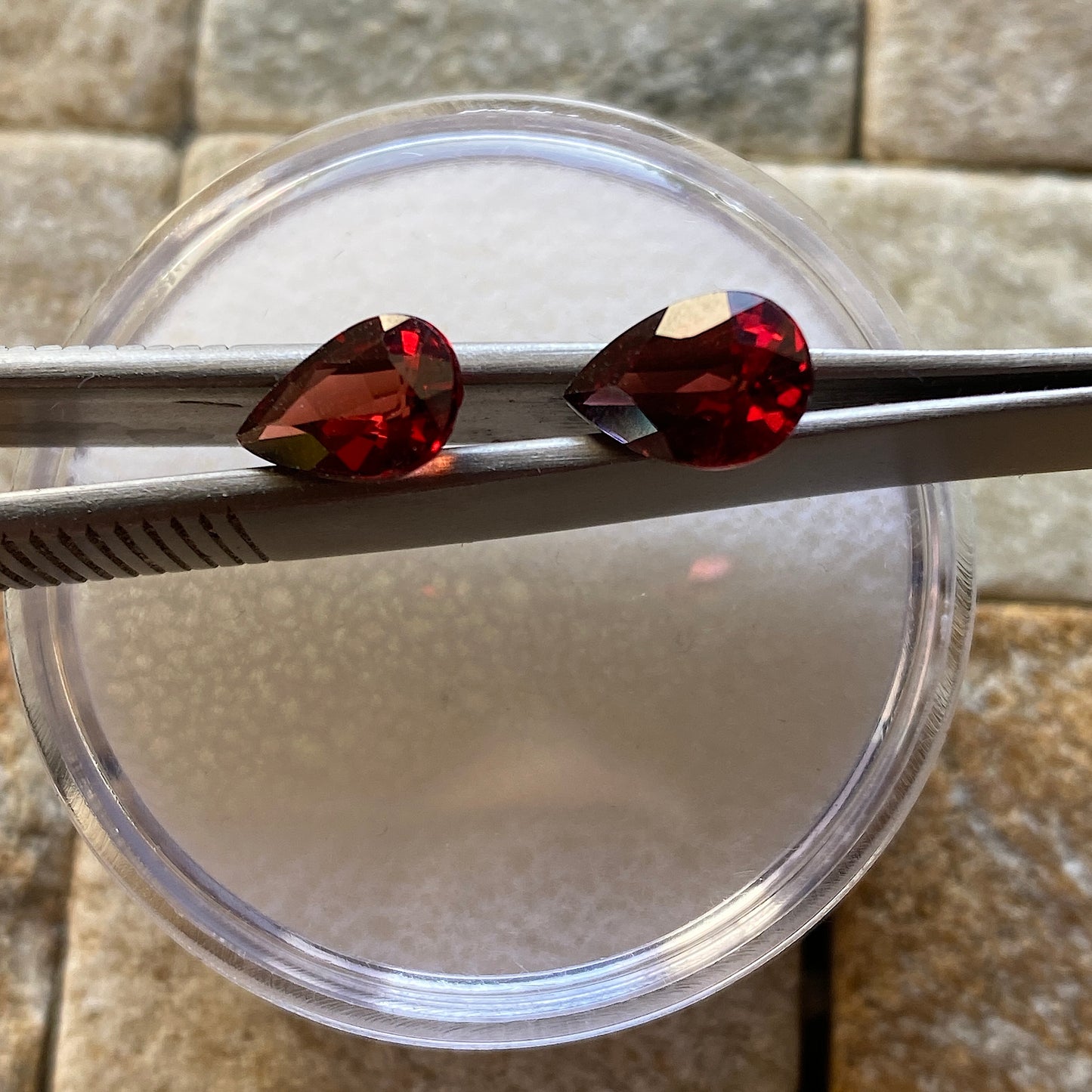 RHODOLITE GARNET GEMSTONES - NIASSA DISTRICT, MOZAMBIQUE  3.10Ct. MFG5059