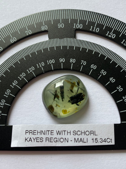 PREHNITE NATURAL GEMSTONE : MATIA, KAYES REGION, MALI  15.34Ct MFG4872