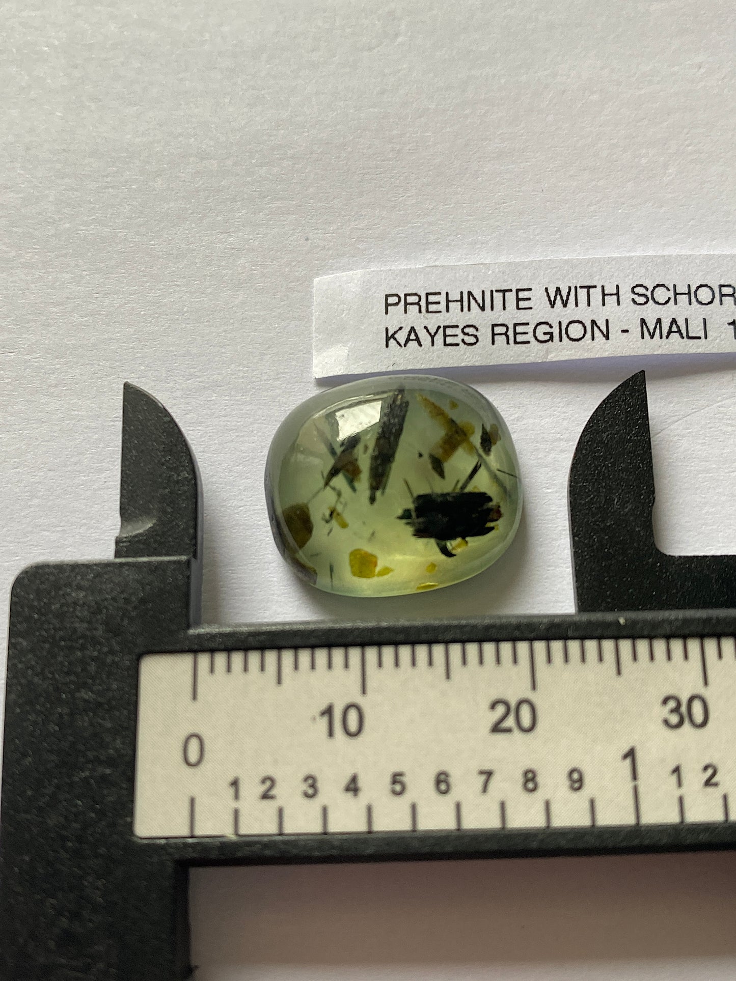 PREHNITE NATURAL GEMSTONE : MATIA, KAYES REGION, MALI  15.34Ct MFG4872