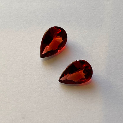 RHODOLITE GARNET GEMSTONES - NIASSA DISTRICT, MOZAMBIQUE  3.10Ct. MFG5059