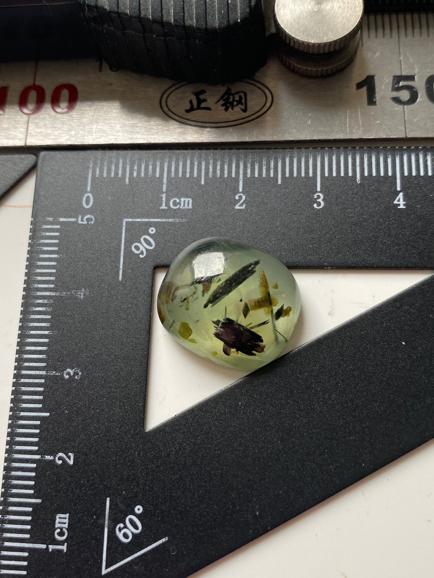 PREHNITE NATURAL GEMSTONE : MATIA, KAYES REGION, MALI  15.34Ct MFG4872