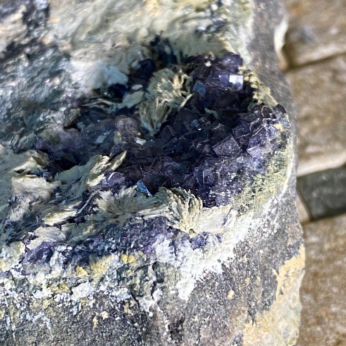 FLUORITE & BARYTE ON MATRIX, LADYWASH MINE, DERBYSHIRE. 492g MF1625