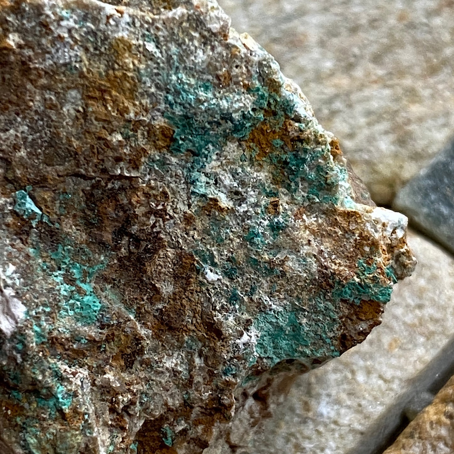 COPPER MINERALISATION - PHOENIX MINE, MINIONS, CORNWALL  28g MF4009