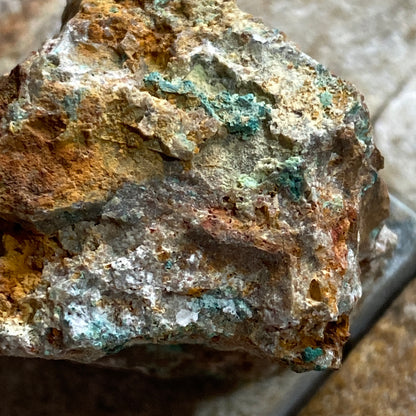 COPPER MINERALISATION - PHOENIX MINE, MINIONS, CORNWALL  28g MF4009