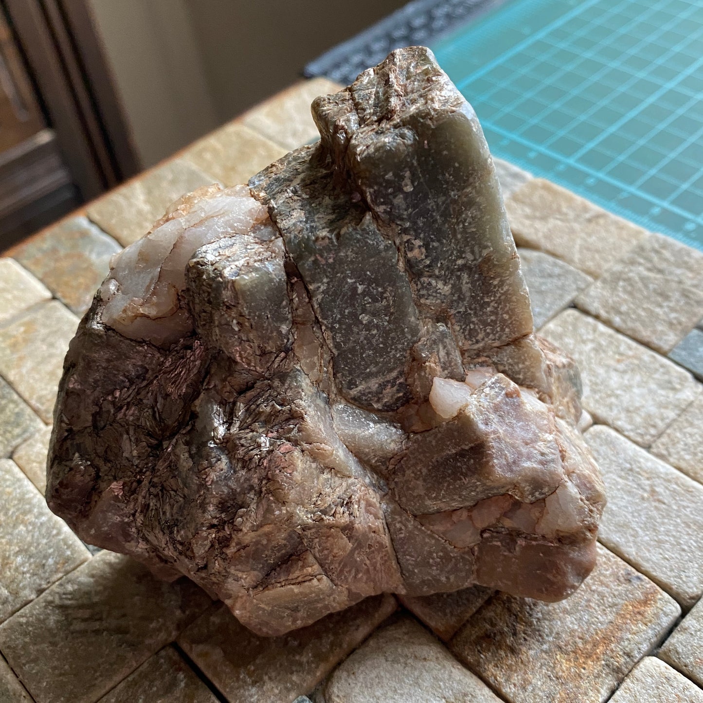 MICROCLINE/MUSCOVITE/QUARTZ [ETC] - HUNZA VALLEY, GILGIT-BALTISTAN - PAKISTAN  398g MF1063