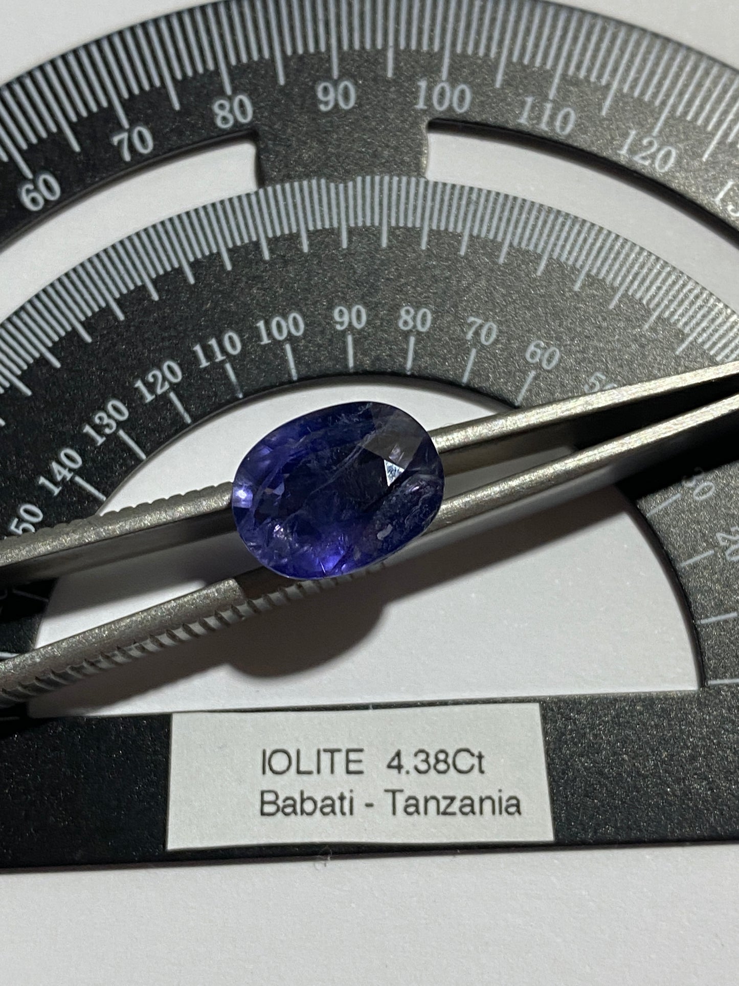 IOLITE NATURAL GEMSTONE : BABATI, MANYARA, TANZANIA. 4.38Ct MFG4884