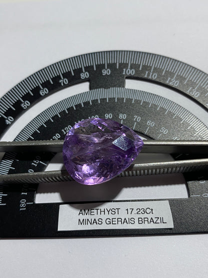AMETHYST NATURAL GEMSTONE : GALILEIA, MINAS GERAIS, BRAZIL. 17.23Ct. MFG4877